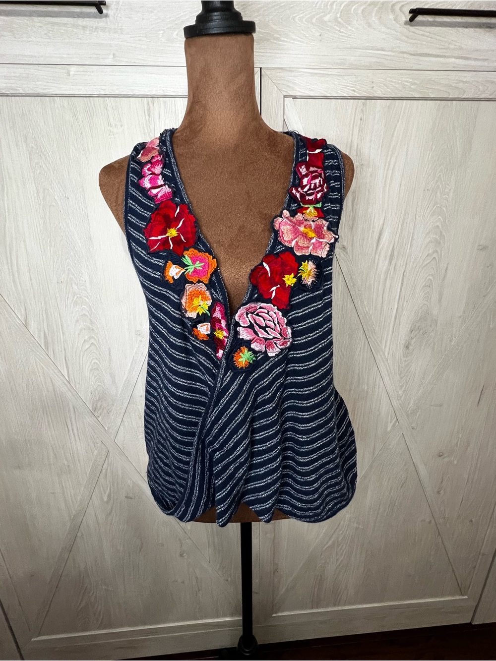 🌸 Free People Frida Embroidered Striped Tank Top XS 🌸
